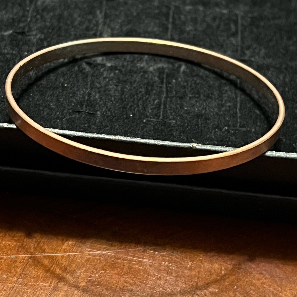 Elegant Copper tone Bangle Bracelet